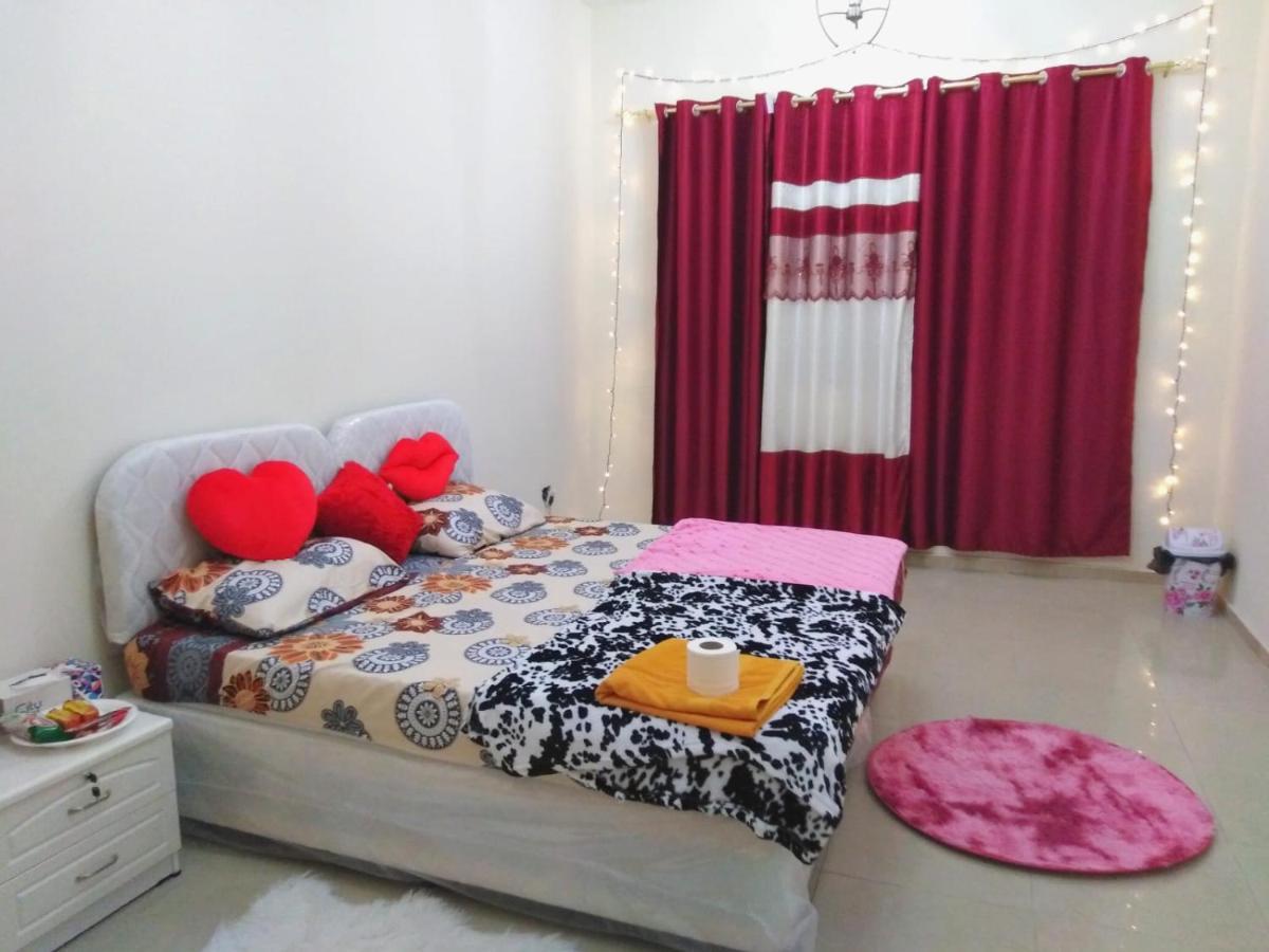 דובאי Bright Sunshine Holiday Home Shared Apartments מראה חיצוני תמונה